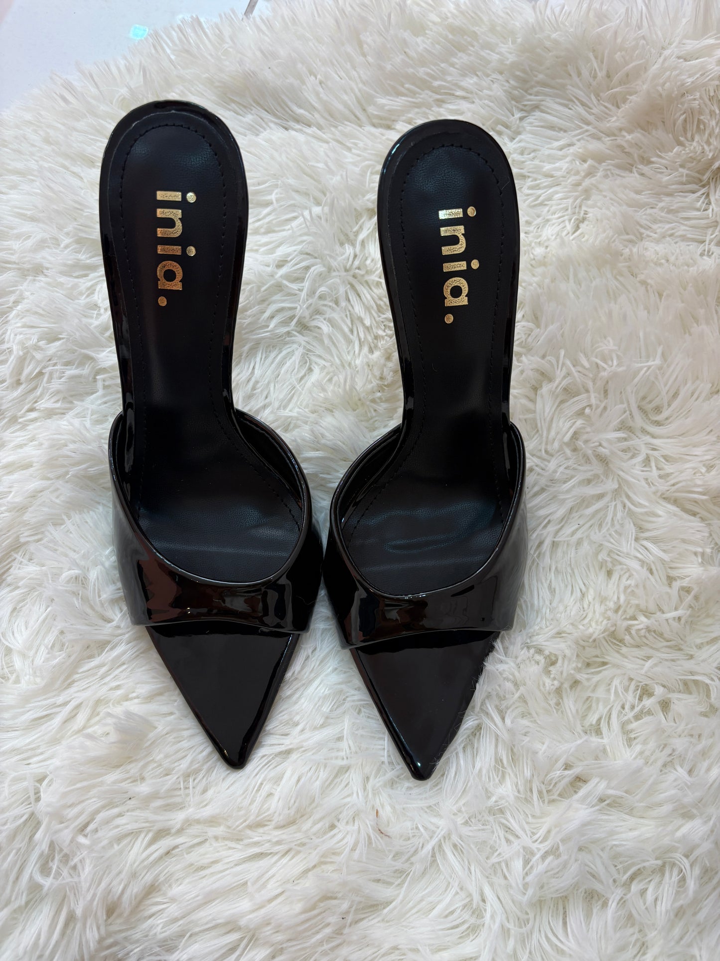 MULES IN VERNICE NERI